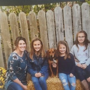 Meet your Posher, Denise